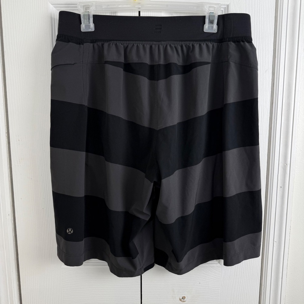 Lululemon Pace Breaker Shorts Mens Large L Striped Black Grey Athletic Gym Run - Picture 3 of 8